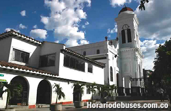 bus sabaneta antioquia